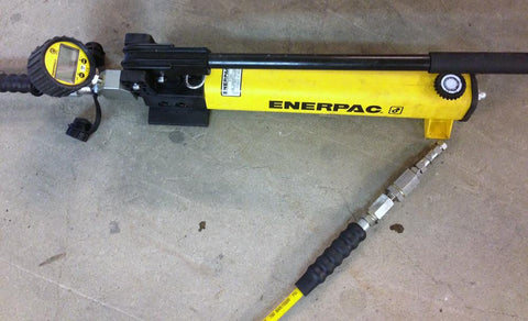 Rental Hydraulic handpump Enerpac P 392, with Digital Gauge